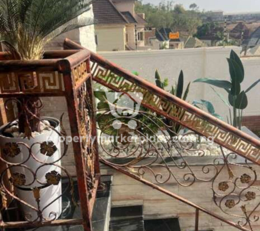 5 bedroom detached duplex with Bq and swimming pool