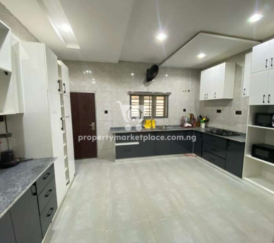 Furnished 6 bedroom semi detached duplex with Bq