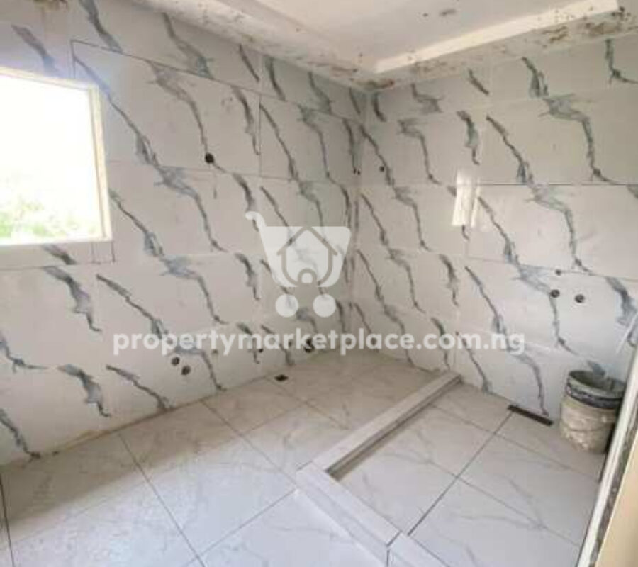 6 bedroom detached duplex with Bq