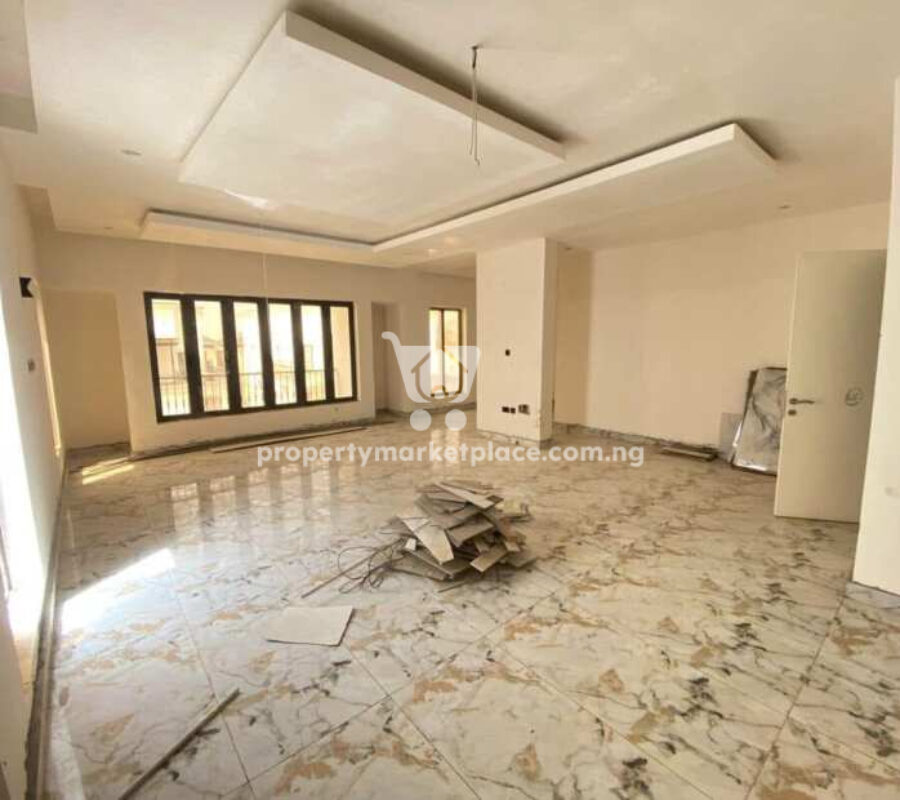 6 bedroom detached duplex with Bq