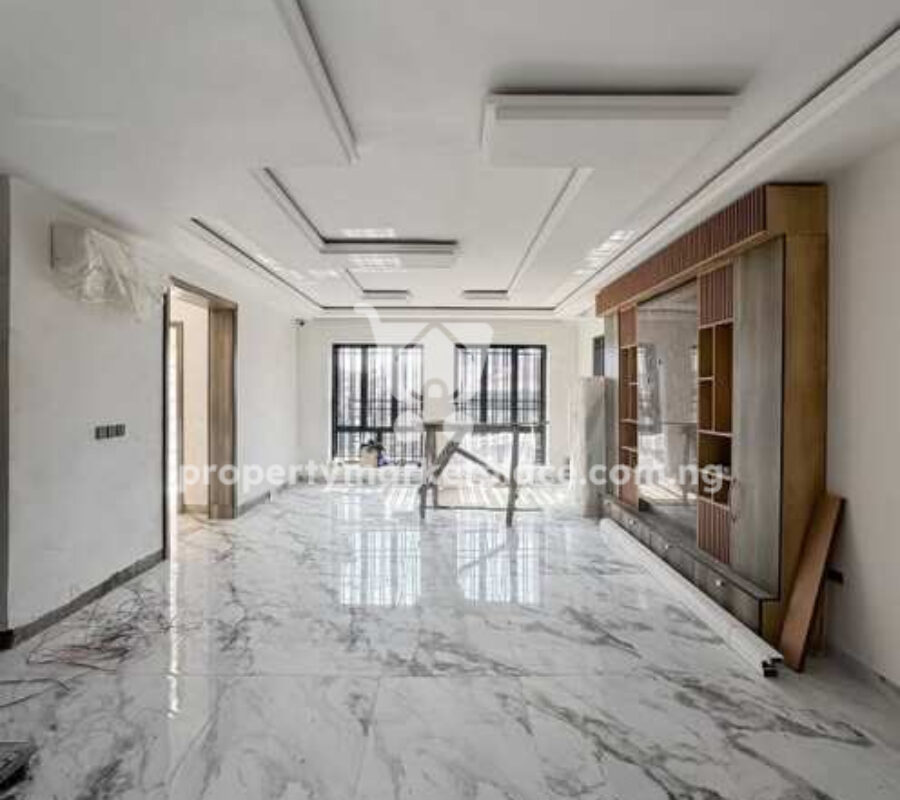 5 bedroom detached duplex & Bq with swimming pool