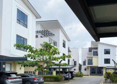 5 bedroom detached duplex & Bq with swimming pool