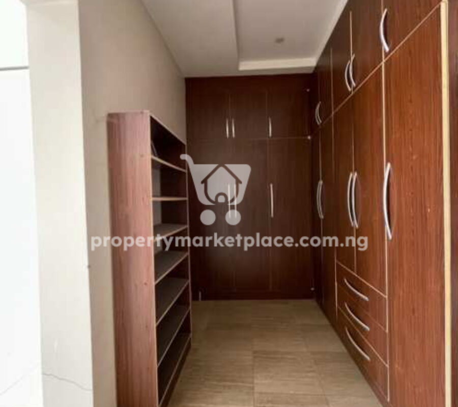 2 units of 4 bedroom semi-detached duplex with Bq