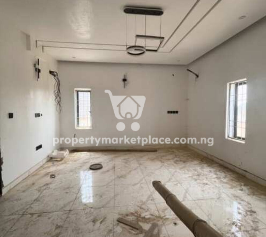 4 bedroom detached duplex with Bq on a tarred road