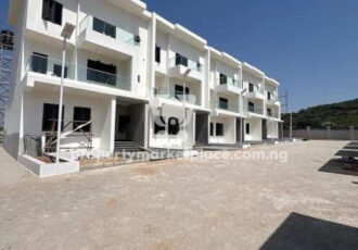 4 bedroom terrace duplex with a room Bq