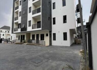 3 bedroom flat in a nice area with tarred roads
