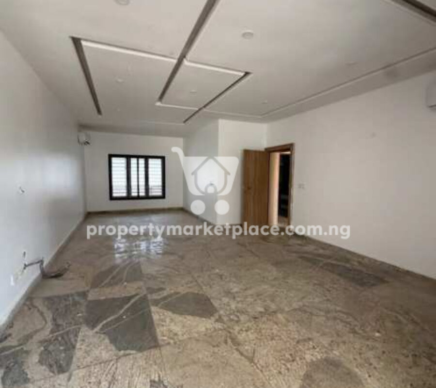 4 bedroom detached duplex and Bq with general swimming pool