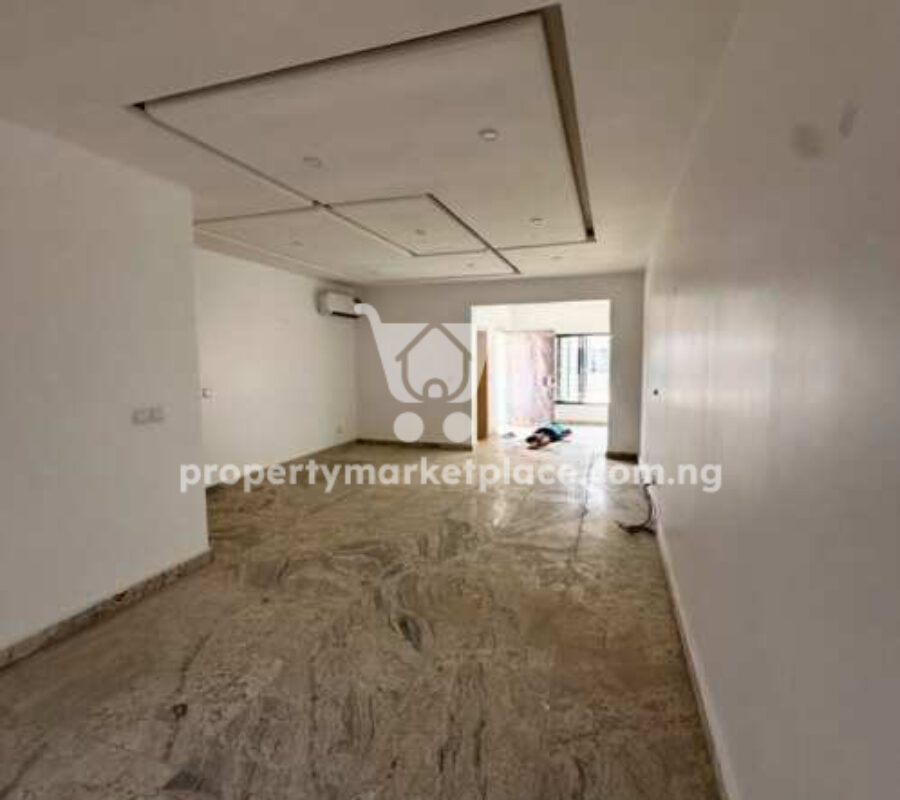 4 bedroom detached duplex and Bq with general swimming pool