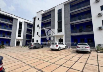 Superbly furnished 3 bedroom flat with Bq