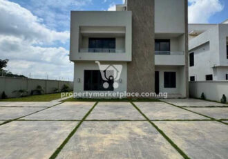 Superbly finished 5 bedroom detached duplex with Bq