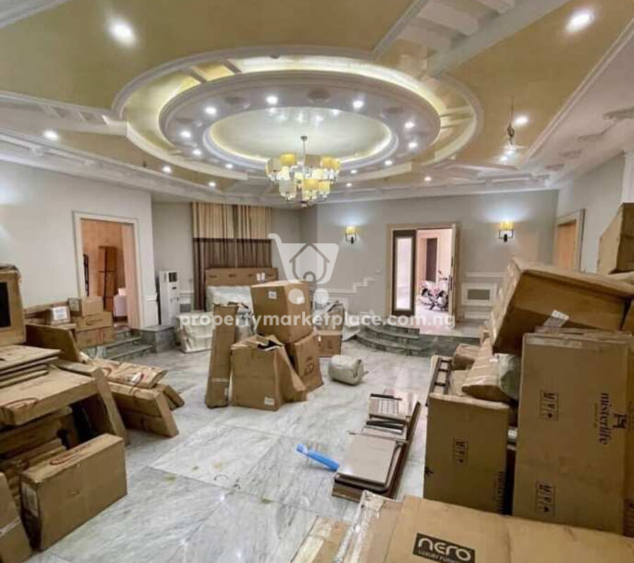 Furnished 5 bedroom detached duplex with 2 rooms Bq