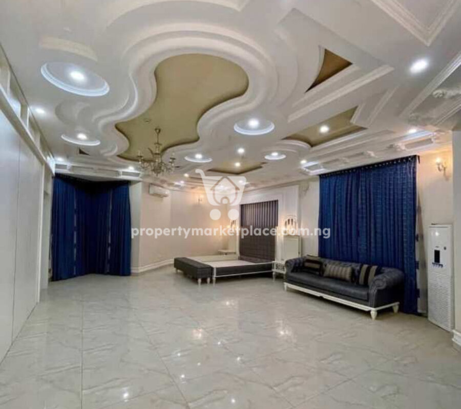 Furnished 5 bedroom detached duplex with 2 rooms Bq