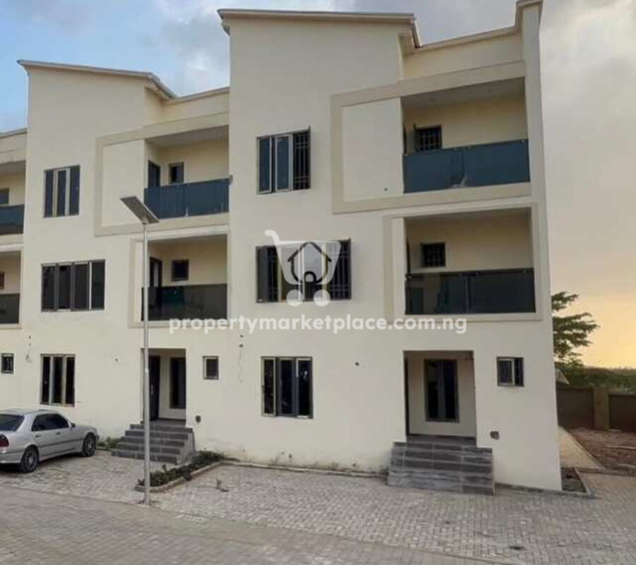 Nicely finished 4 bedroom terrace duplex with Bq