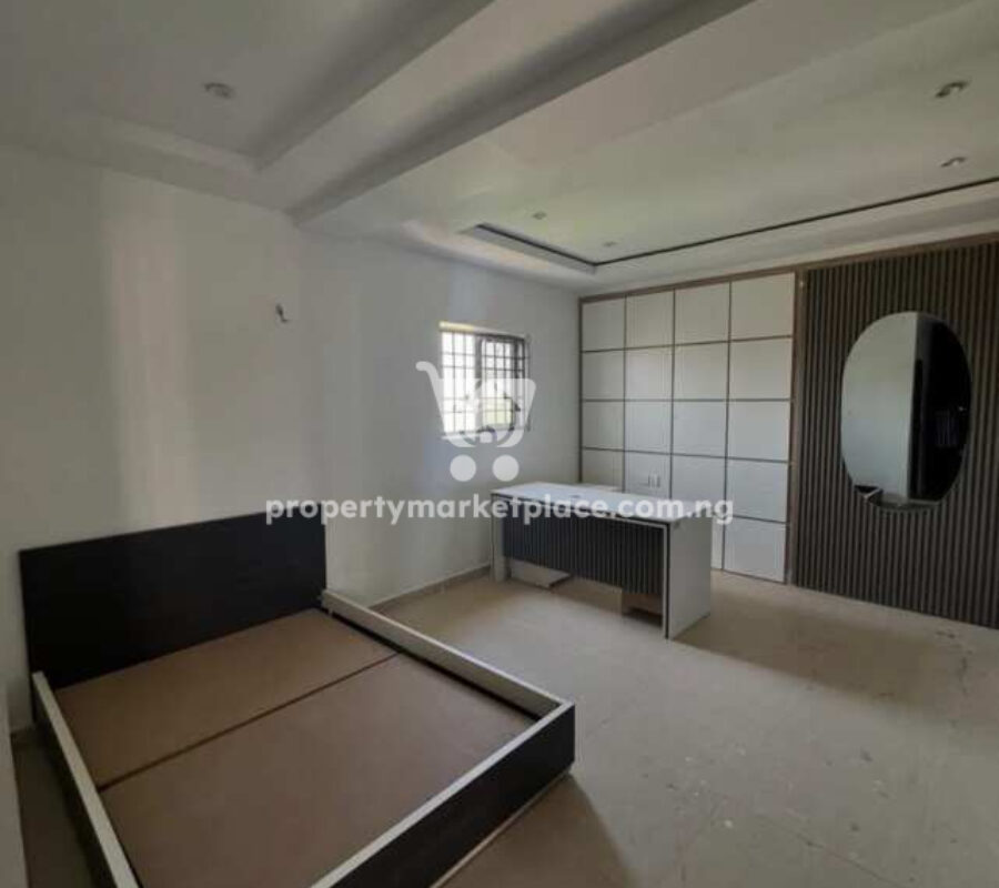 Nicely finished 4 bedroom terrace duplex with Bq