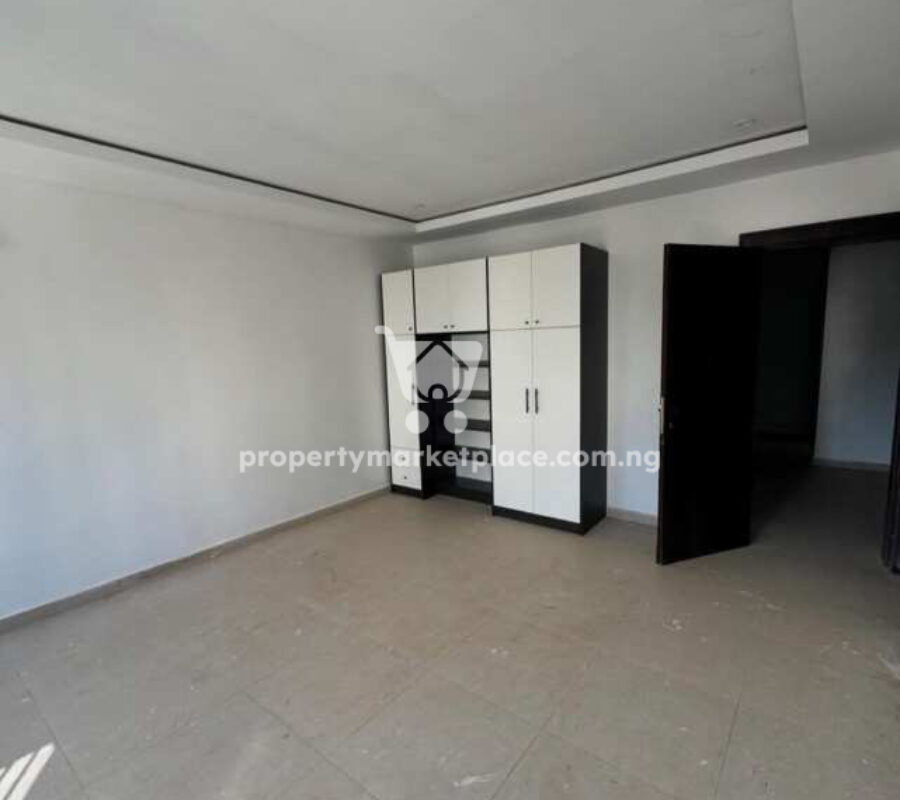 Nicely finished 4 bedroom terrace duplex with Bq