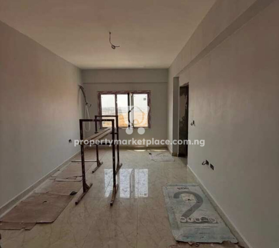 Spacious & serviced 3 bedroom flat