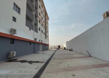 Spacious & serviced 3 bedroom flat