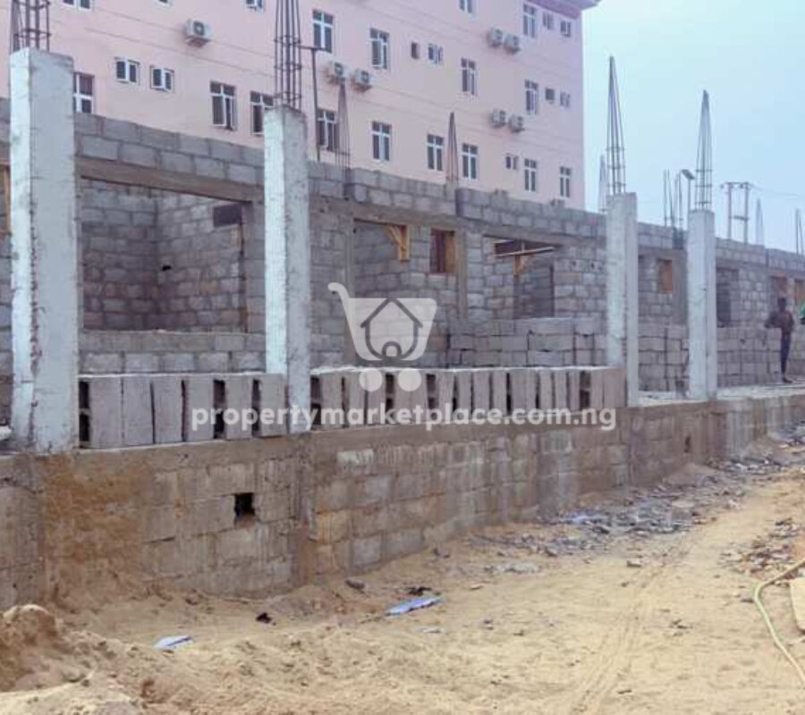 4 bedroom terrace duplex with Bq