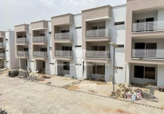 4 bedroom terrace duplex with Bq