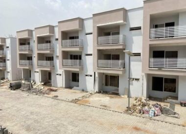 4 bedroom terrace duplex with Bq