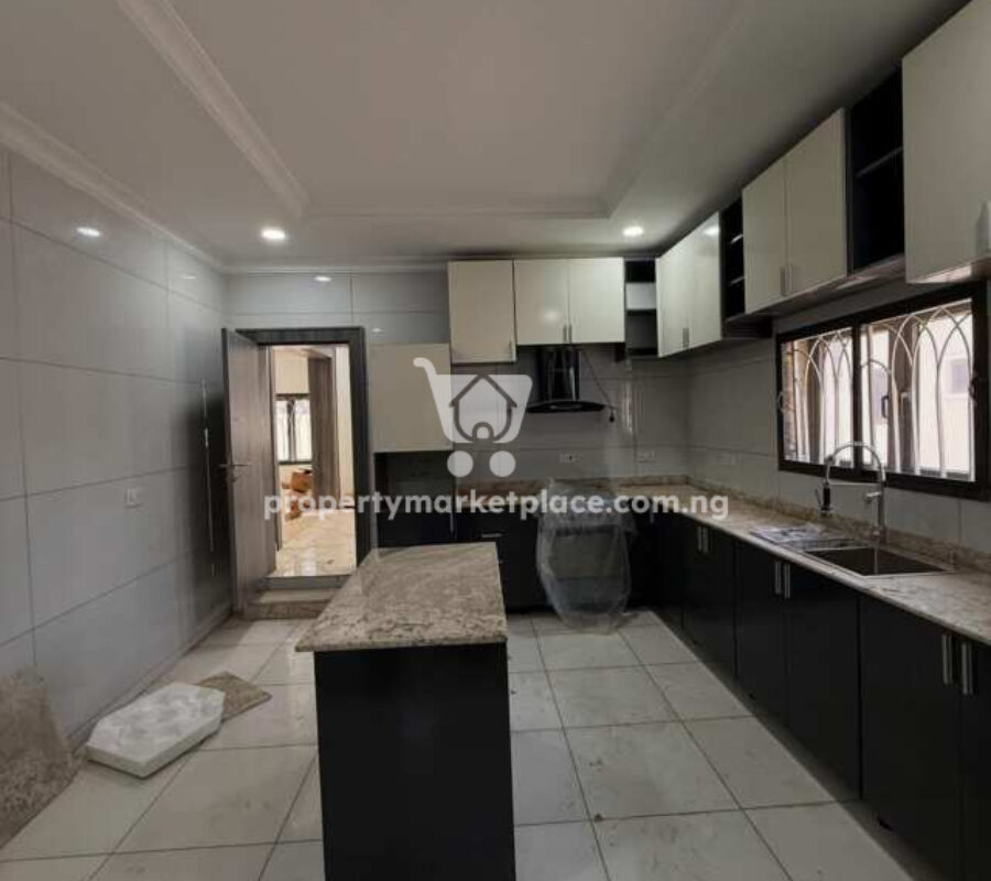 Nicely finished 4 bedroom detached duplex with Bq