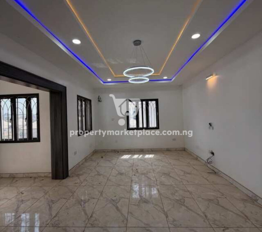 Nicely finished 4 bedroom detached duplex with Bq