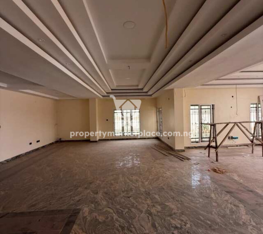 Massive 7 bedroom mansion, penthouse 2 parlours, 2 rooms Bq