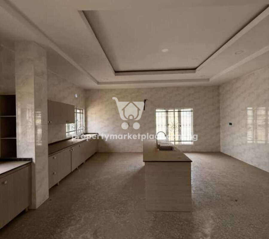 Massive 7 bedroom mansion, penthouse 2 parlours, 2 rooms Bq