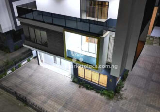 Exquisitely finished 6 bedroom detached duplex with Bq