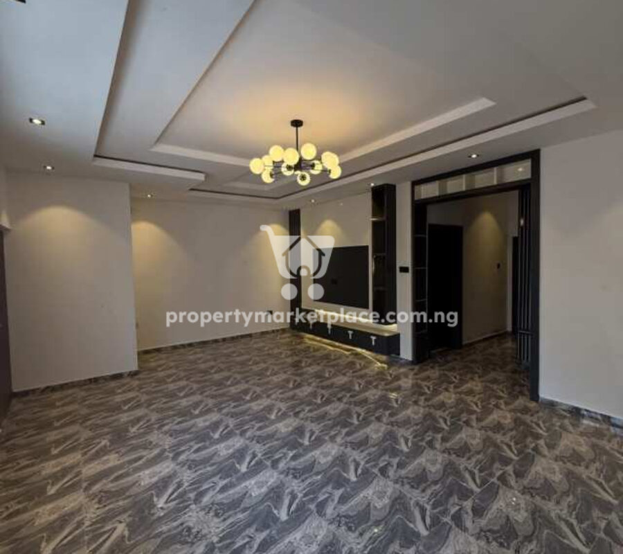 Spacious 2 bedroom flat in a nice and secured estate