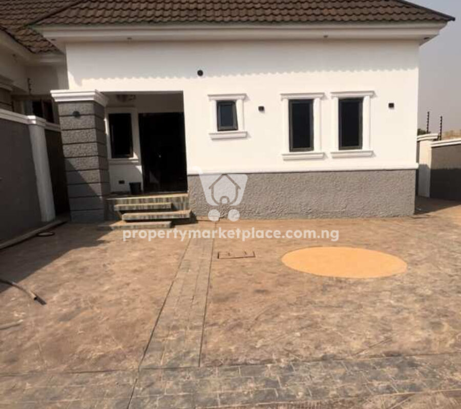 2 bedroom semi-detached bungalow