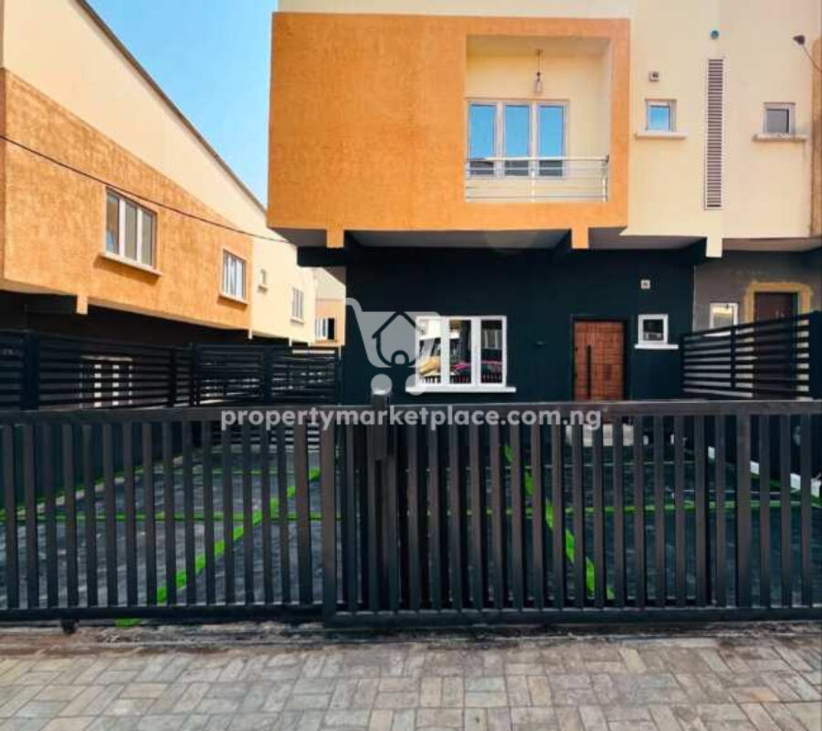 Spacious 4 bedroom semi-detached duplex with Bq