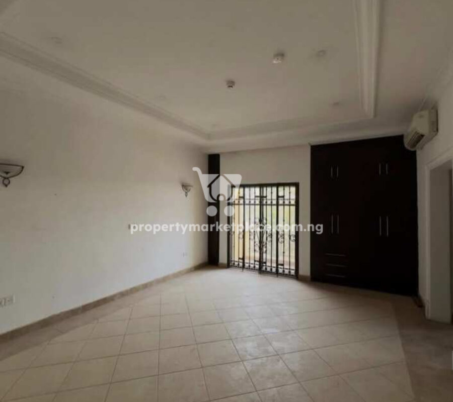 2 units of 3 bedroom semi-detached duplex with Bq