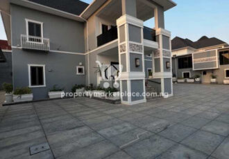 5 bedroom detached duplex with swimming pool