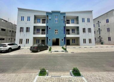 Spacious 2 bedroom flat with modern finishing in a nice area