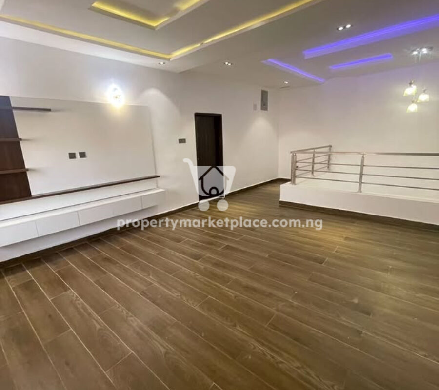 4 bedroom semi-detached duplex & Bq with a private compound