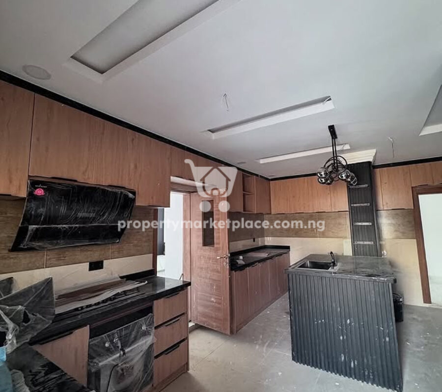 4 bedroom detached duplex with open rooftop in an estate