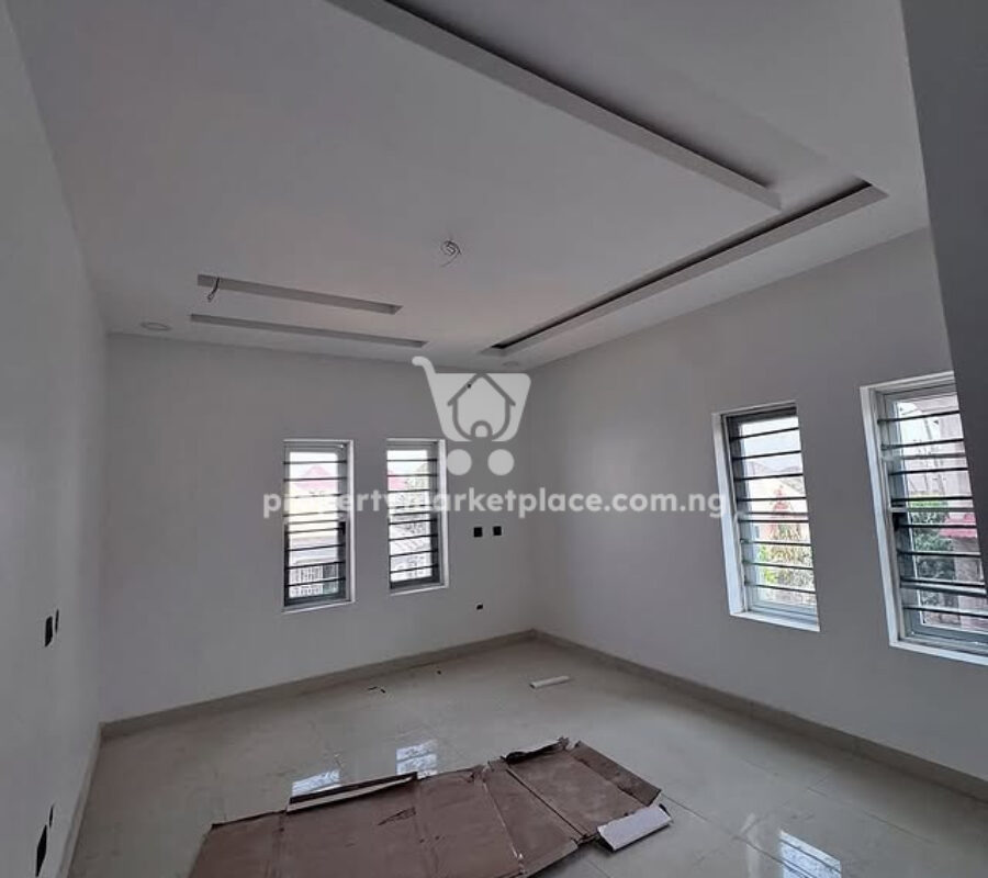 4 bedroom detached duplex with open rooftop in an estate