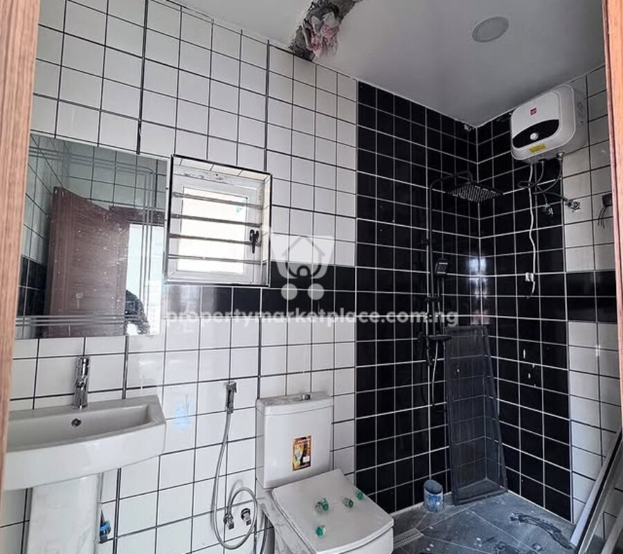 4 bedroom detached duplex with open rooftop in an estate