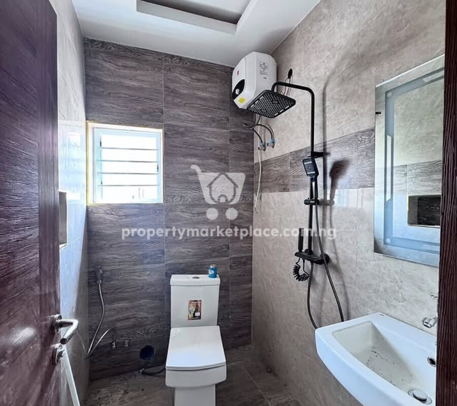 4 bedroom detached duplex with open rooftop in an estate