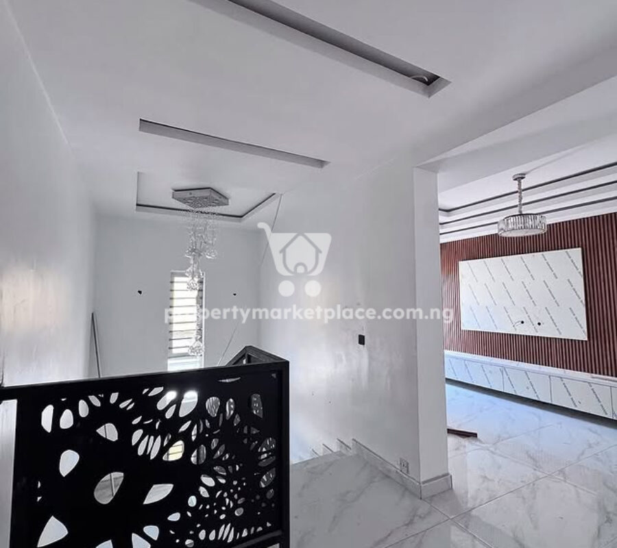 4 bedroom detached duplex with open rooftop in an estate