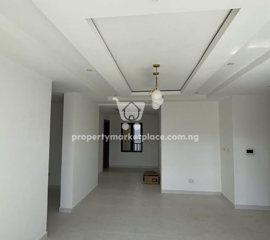 Luxurious 3 bedroom flat with a room boy’s quarters