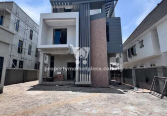 5 bedroom detached duplex with swimming pool
