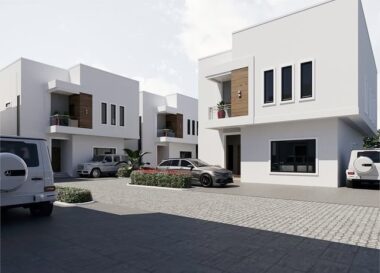 Spacious & solidly built 4 bedroom detached duplex
