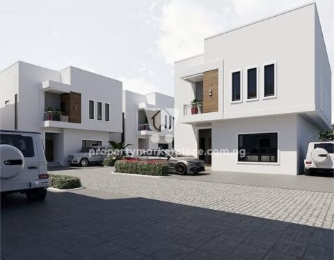 Spacious & solidly built 4 bedroom detached duplex