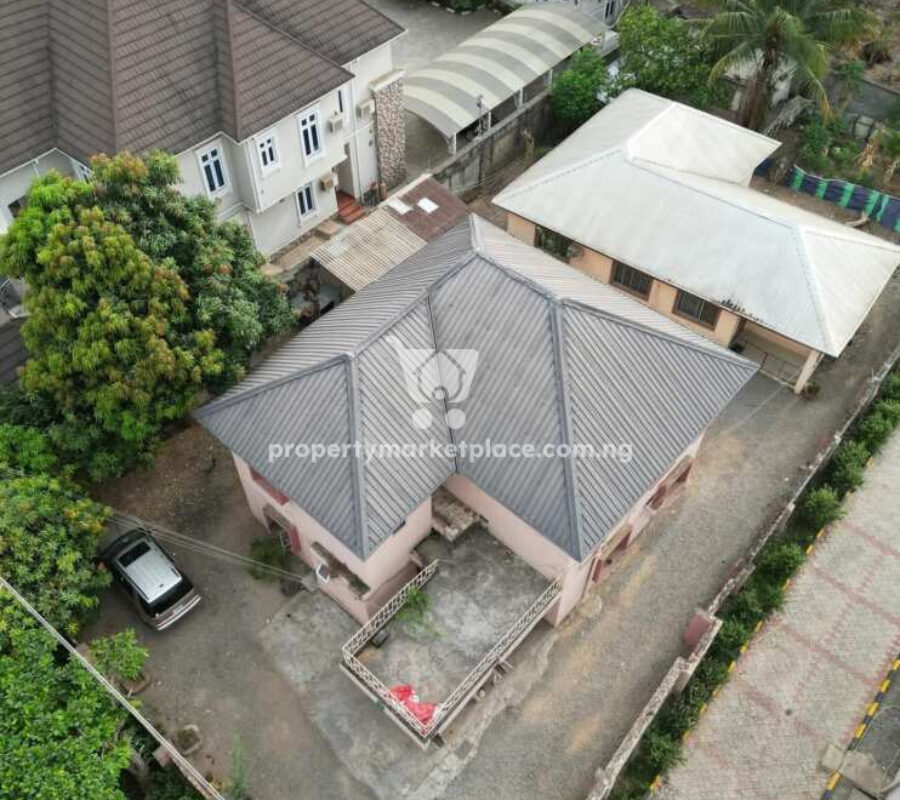 2500sqm residential land with an old building