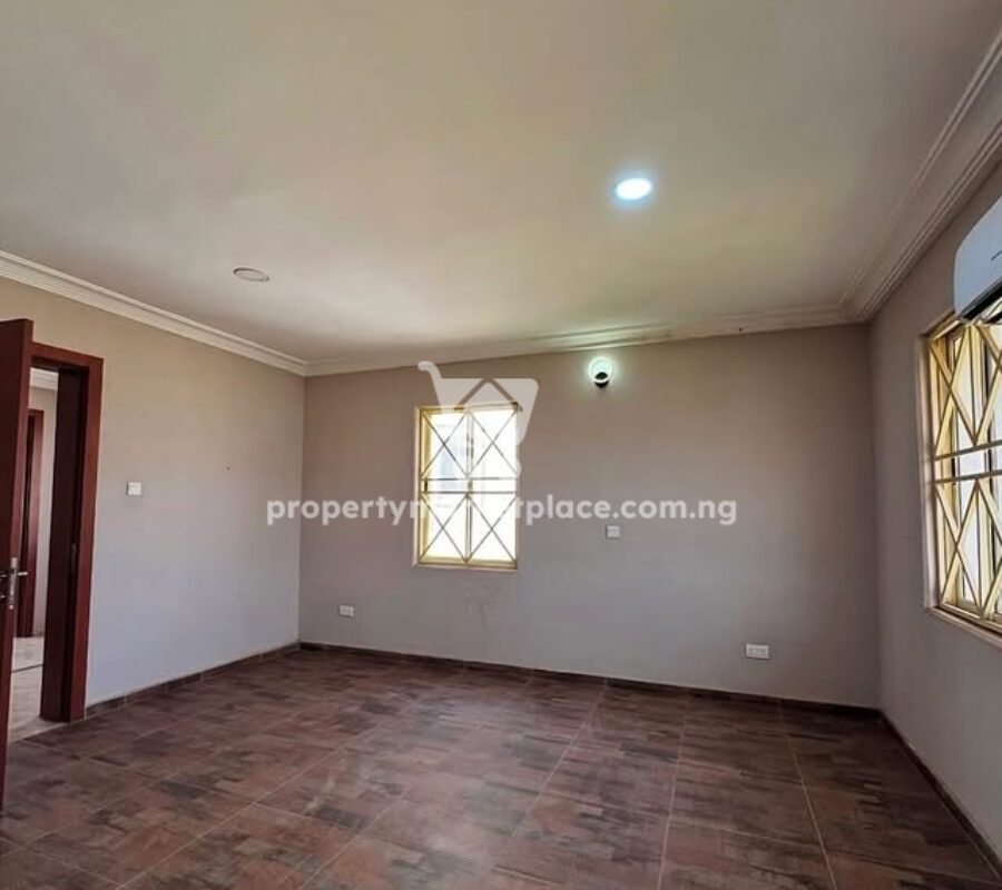 4 bedroom terrace duplex with a room boy’s quarters