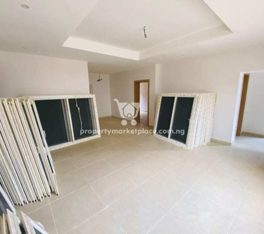 Spacious 3 bedroom flat in a serene and secured estate