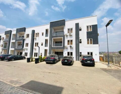 Spacious 3 bedroom flat in a serene and secured estate