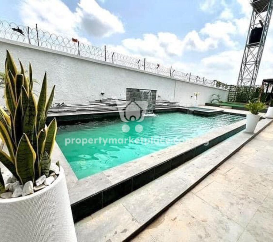 Superbly finished 11 bedroom mansion with swimming pool